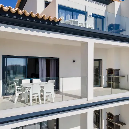 Correeira Luxury Apartment
