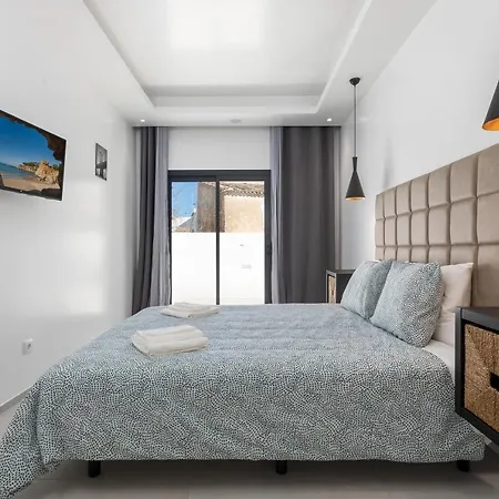Correeira Luxury *