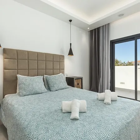 公寓 Correeira Luxury *