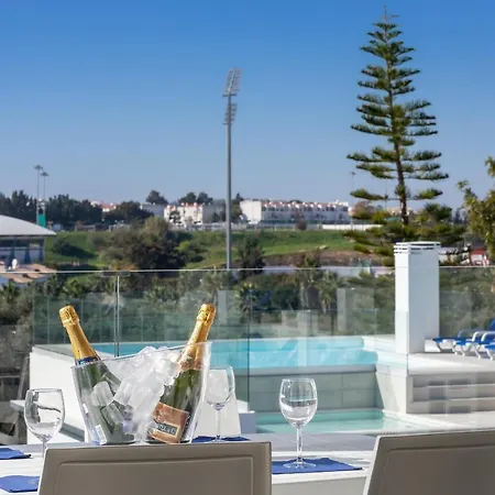 Correeira Luxury 公寓