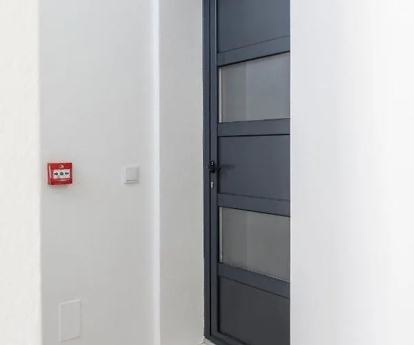 公寓 Correeira Luxury *