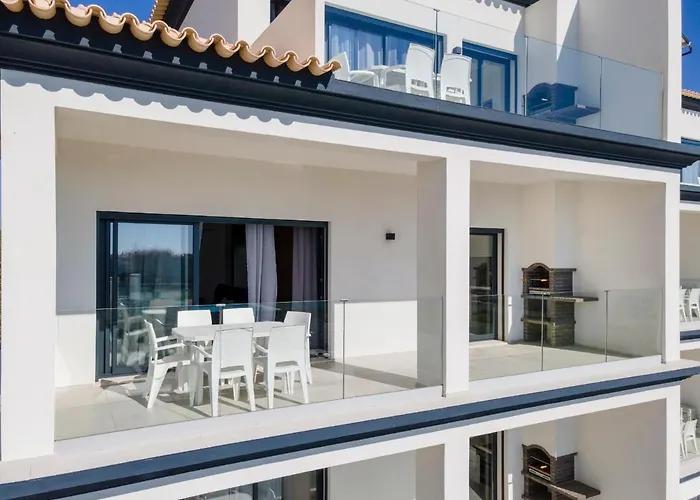 Correeira Luxury 公寓